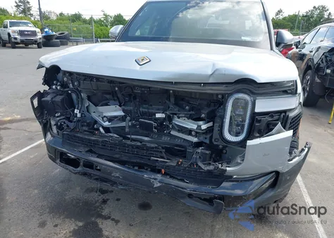 2023 Rivian R1T Adventure Quad Motor Large Pack from USA, damaged, VIN 7FCTGAAA4PN019227